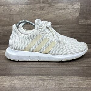 Adidas Swift Run White Mens US Size 9 EUR 42.67 B37725 Running Shoes